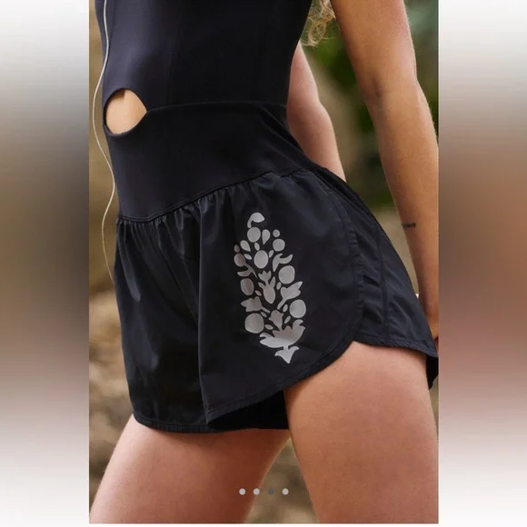 Free People X FP Movement Righteous Reflective Logo Onesie in Black Combo NWT - Picture 3 of 4